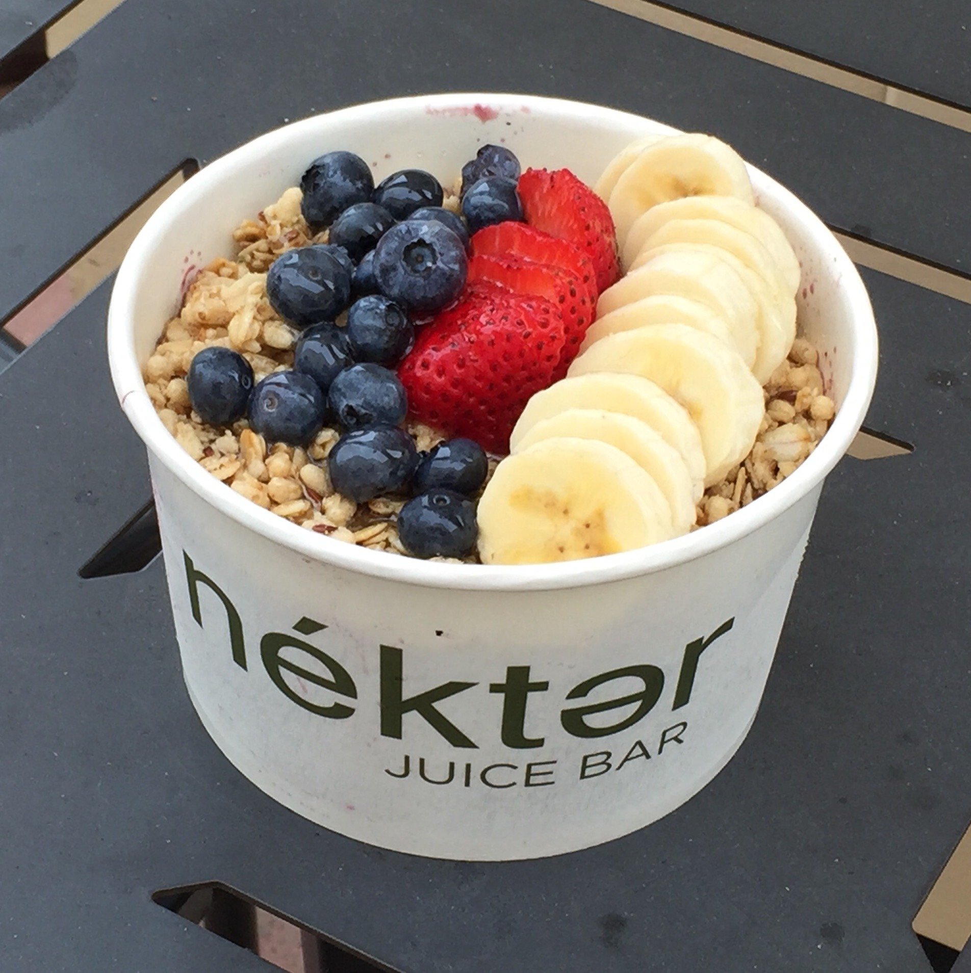 My Top Spots for Acai Bowls in Southern California | Leah ...